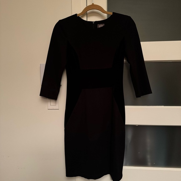 VINCE CAMUTO velvet trim dress in black - Picture 4 of 15